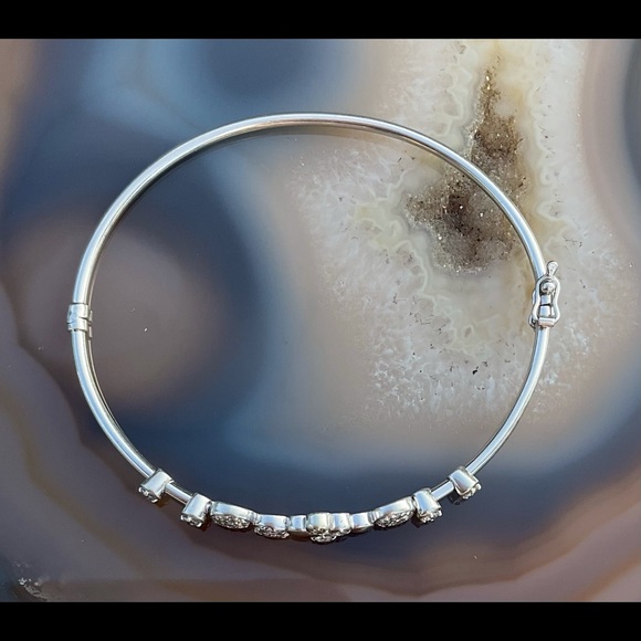 Silver cubic zirconia bangle cz bracelet gemstone new - Picture 6 of 7